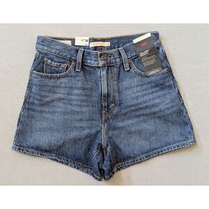 NWT Levi's Premium 80's Mom Shorts Medium Wash Size 26